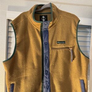 Columbia xxl vest